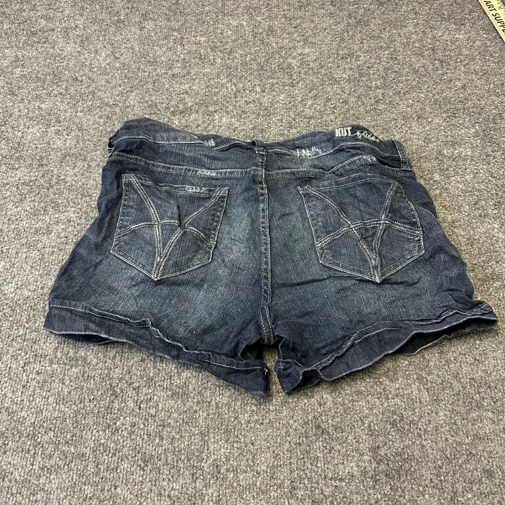 KUT from the Kloth Shorts Womens Size 10 Dark Wash Denim Stretch Distressed